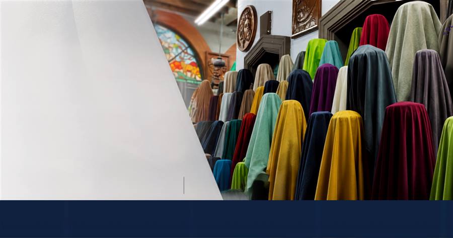 Telas de colores para tapicería en tienda